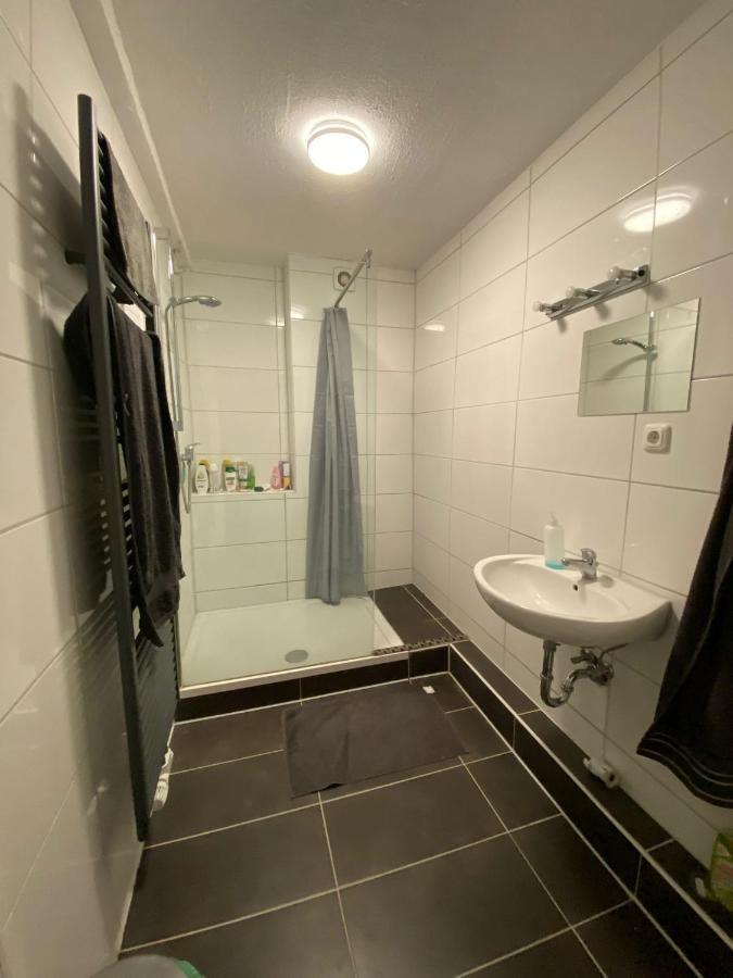 Schoenes Zimmer Im Zentrum - 3 帕德博恩 外观 照片
